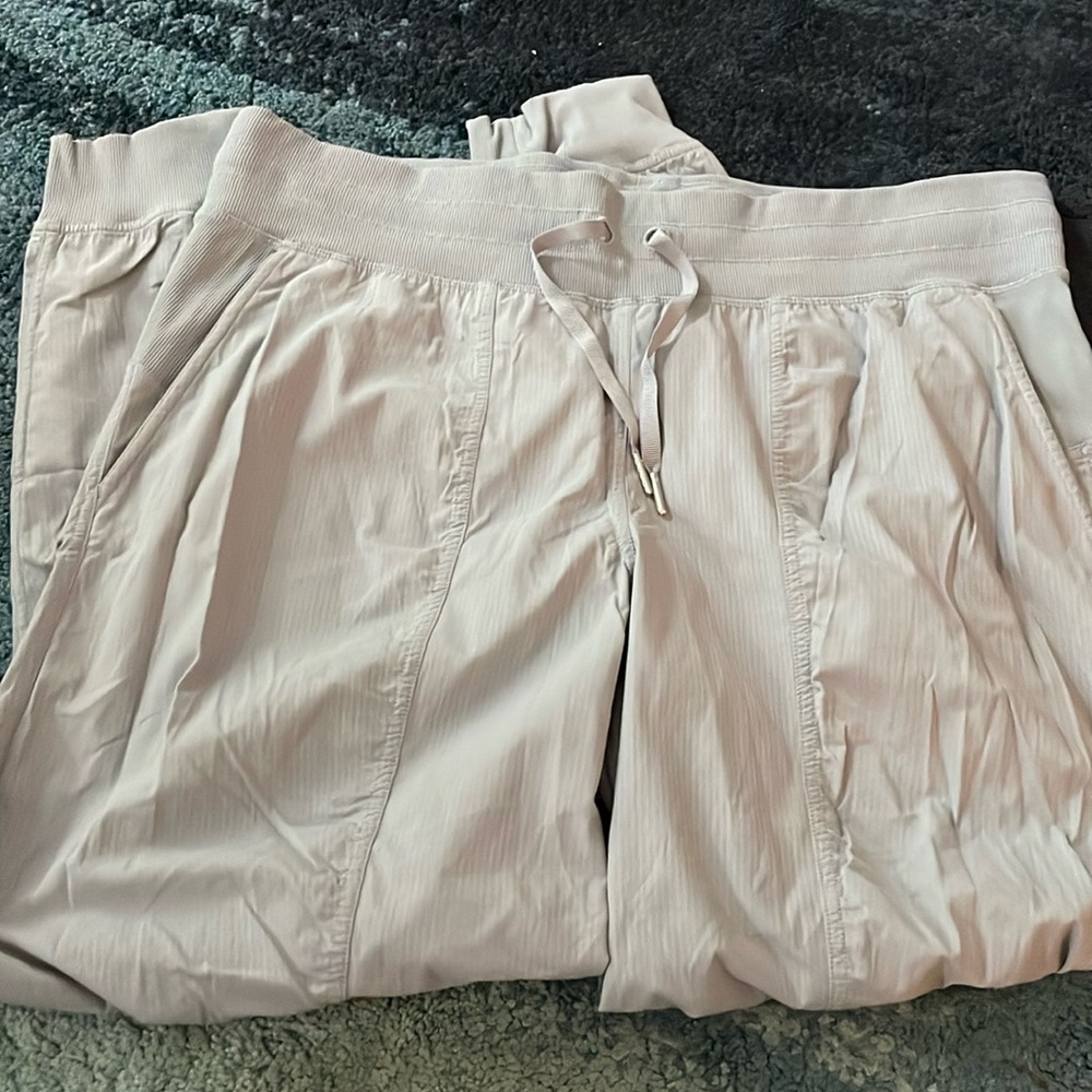 Lululemon Dance Studio MR jogger Size 14 Rhino Grey